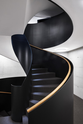 BlickwinkelMehrfamilienhausMettmenstetten